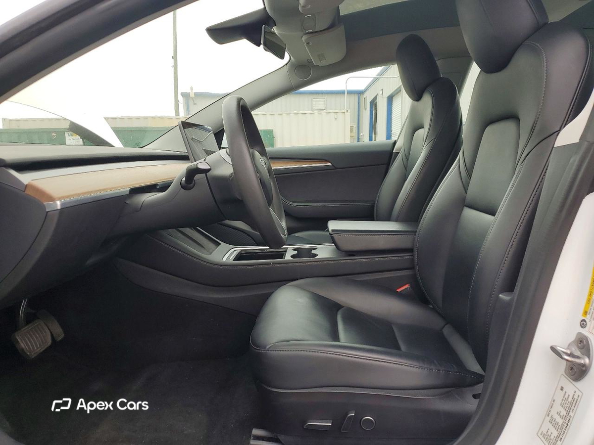 Tesla Model 3 2021