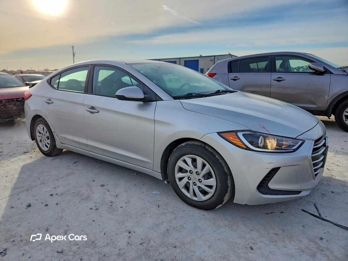 Hyundai Elantra 2017