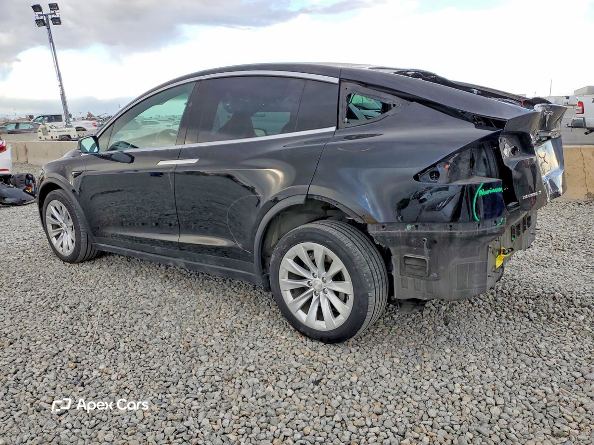 Tesla Model X 2017