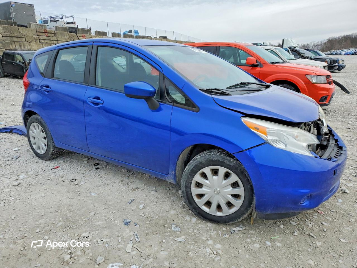 Nissan Versa 2016