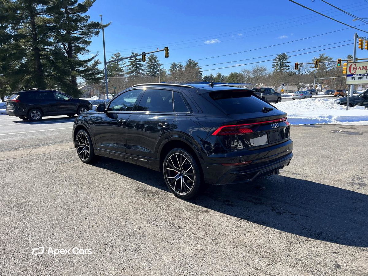 Audi Q8 2021