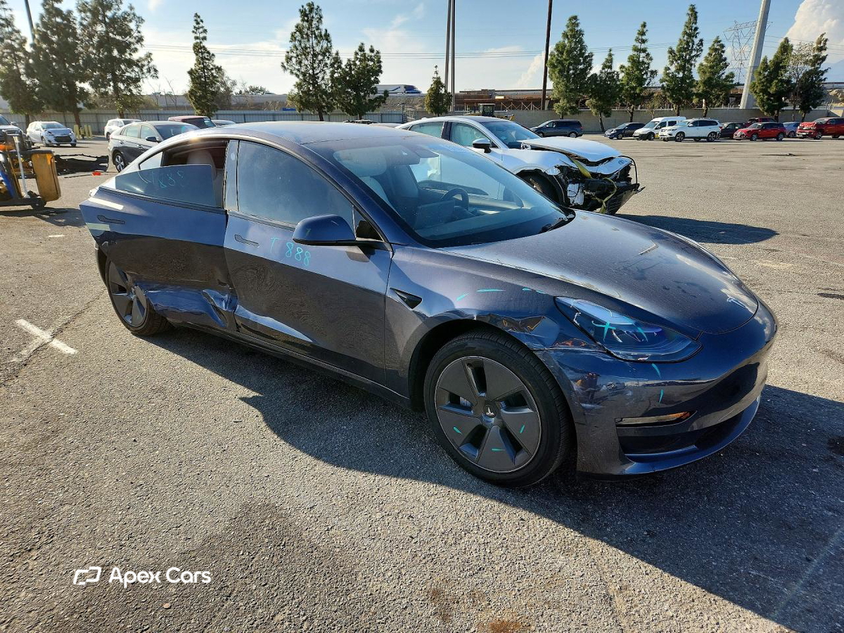Tesla Model 3 2023
