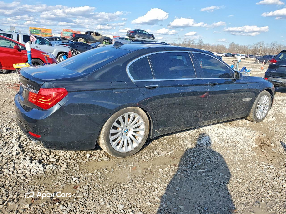 BMW Series 7 2011