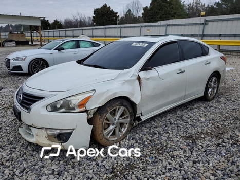 Nissan Altima 2013 - Image 1 of 13