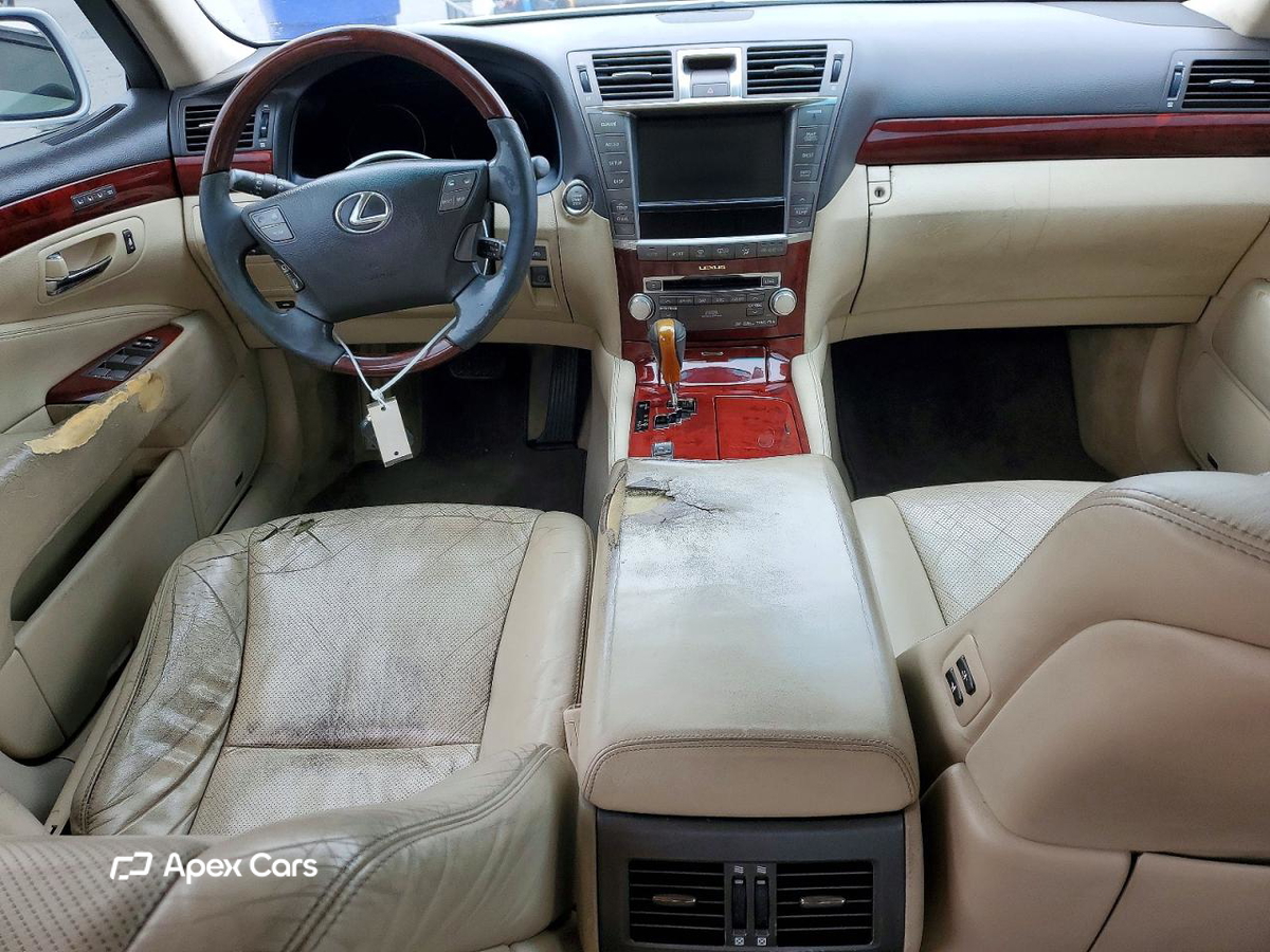 Lexus LS 2010