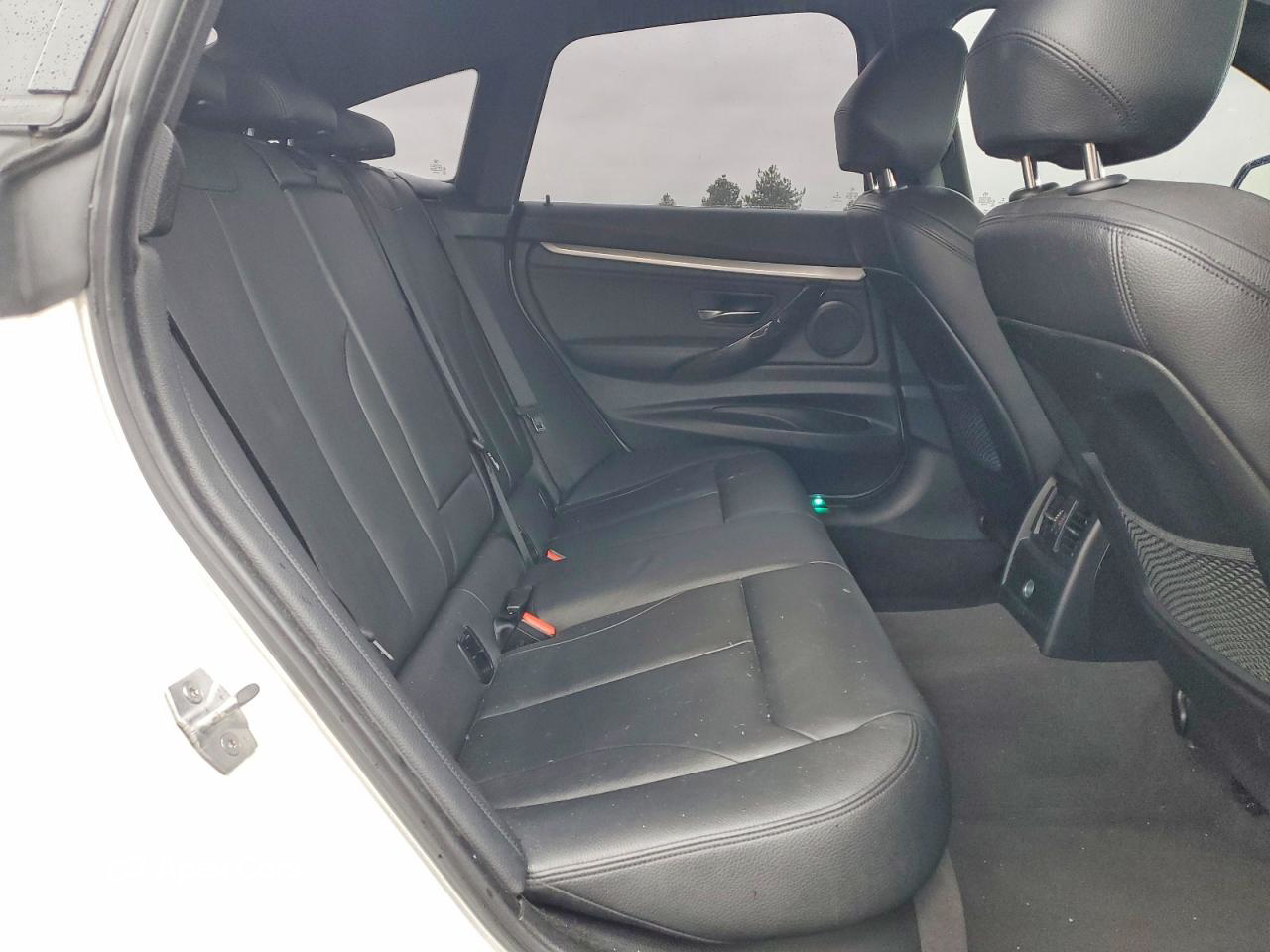 BMW Series 3 2015