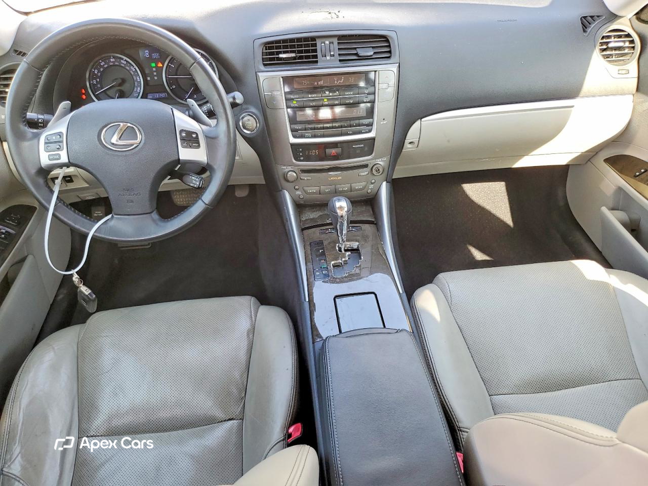 Lexus IS 2012