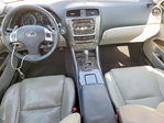 Lexus IS 2012