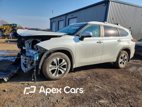 Toyota Highlander 2023 - Image 1 of 14