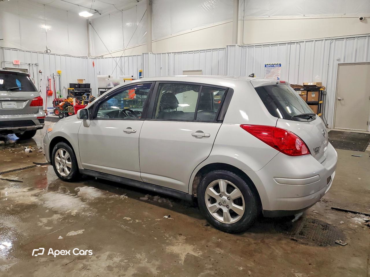 Nissan Versa 2012