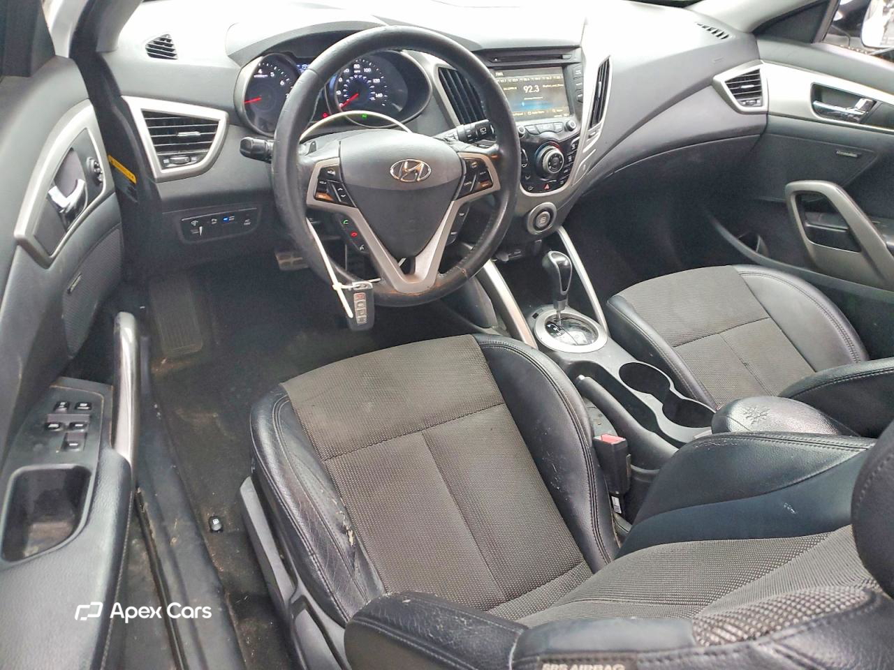 Hyundai Veloster 2013