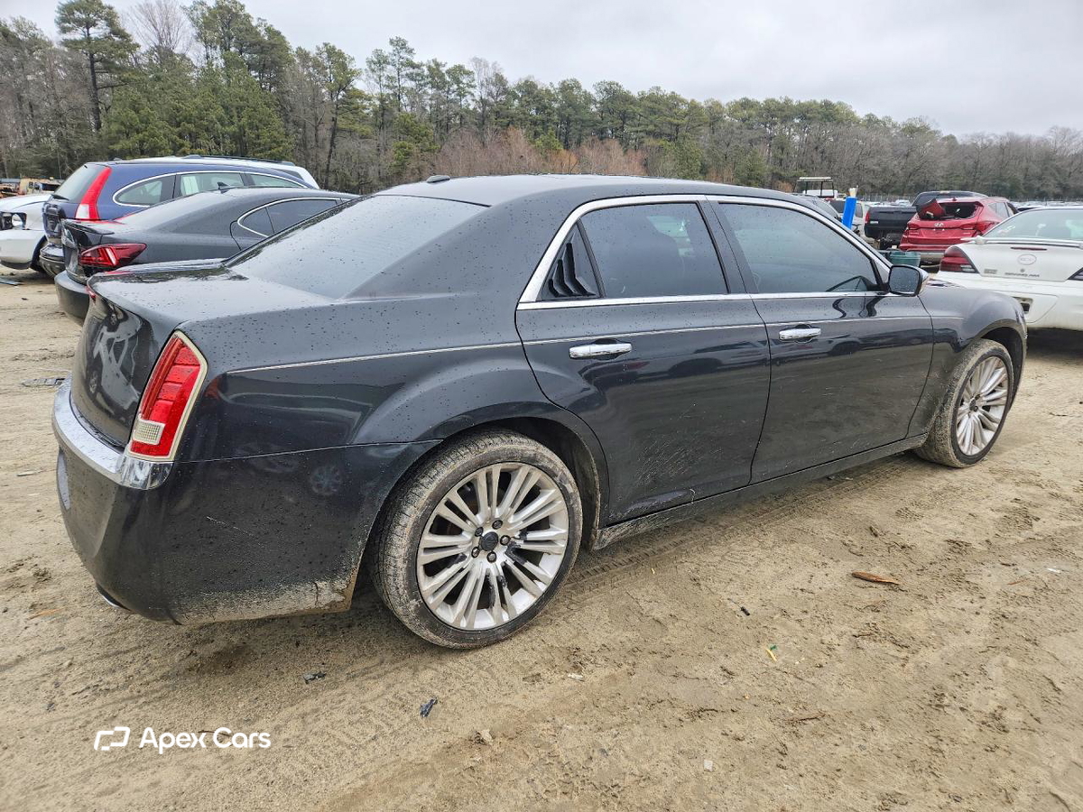 Chrysler 300 2011