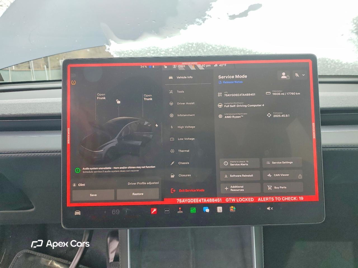 Tesla Model Y 2026