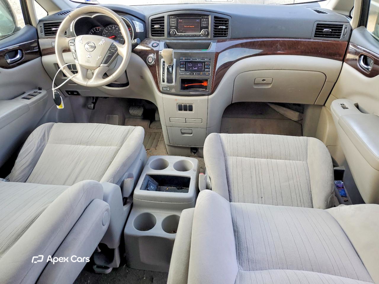 Nissan Quest 2015