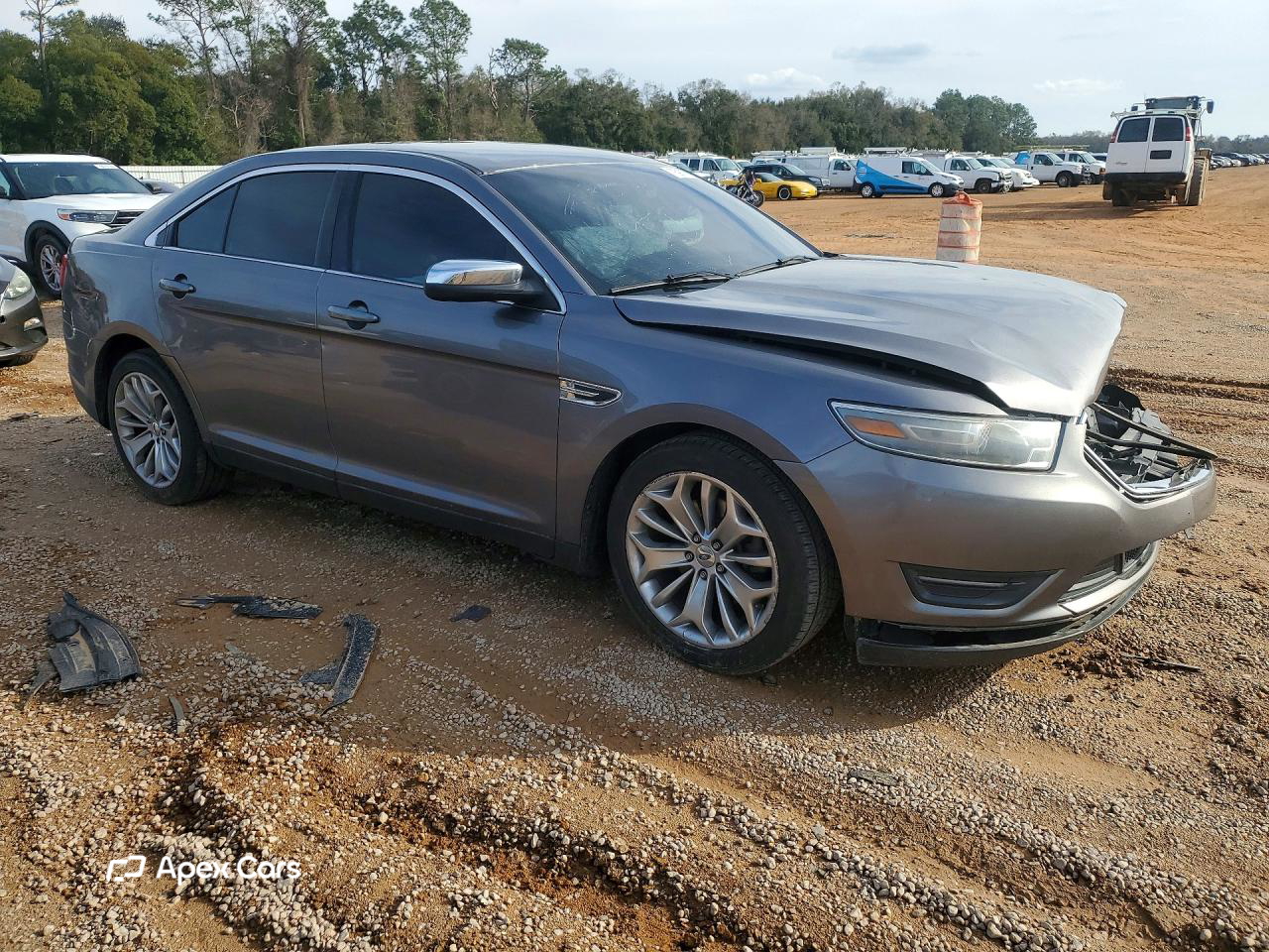 Ford Taurus 2013