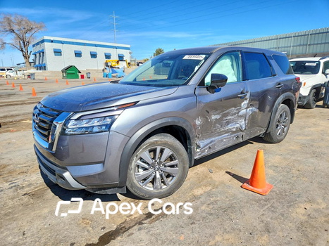 Nissan Pathfinder 2024 - Image 1 of 14