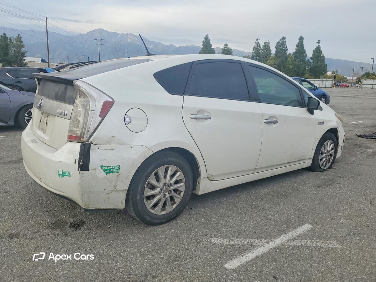 Toyota Prius 2015