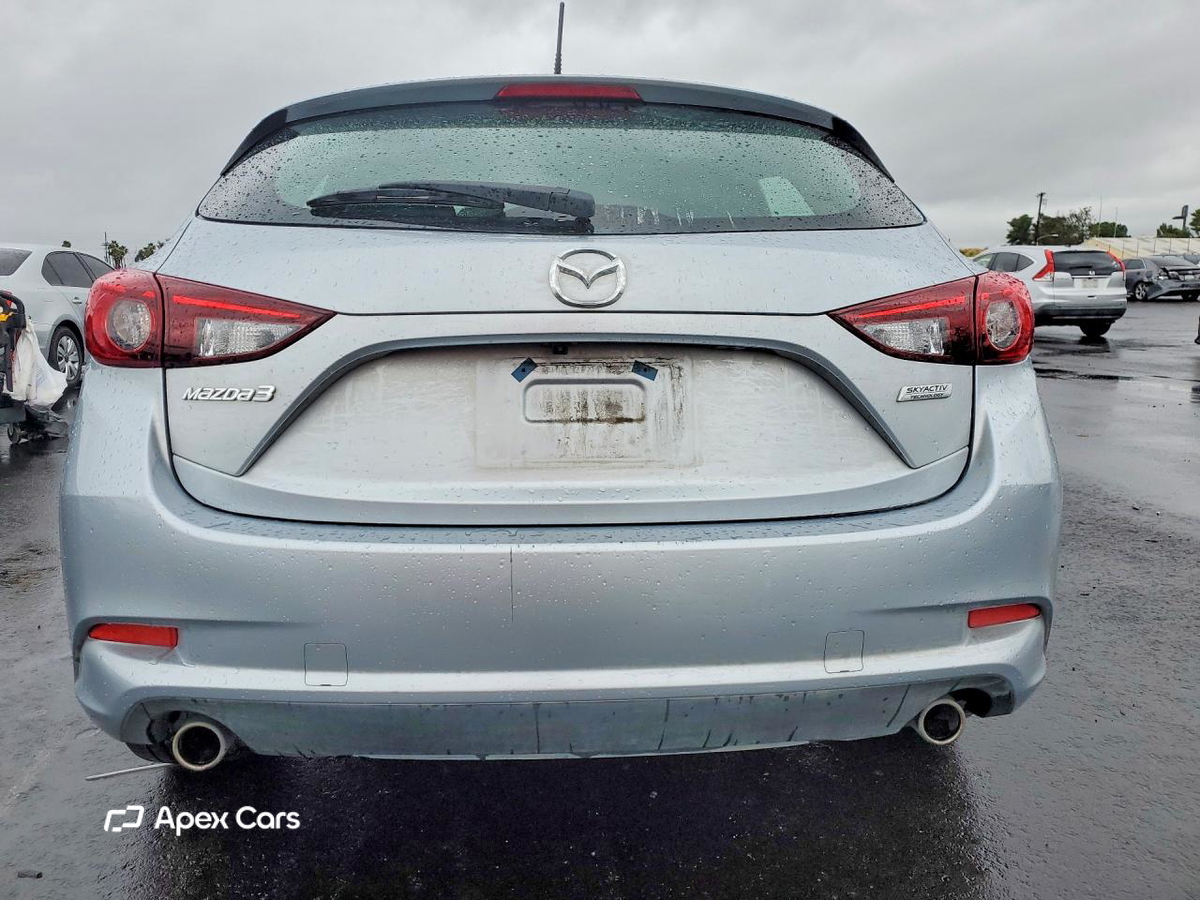 Mazda 3 2018