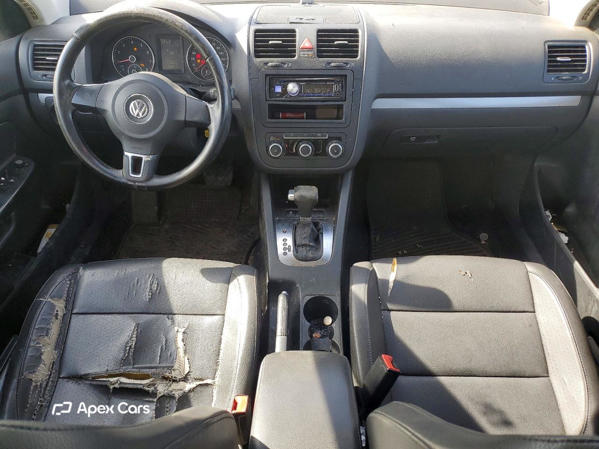 Volkswagen Jetta 2010