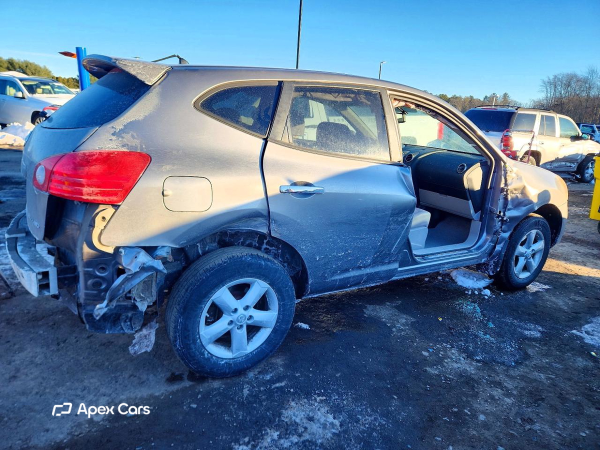 Nissan Rogue 2010