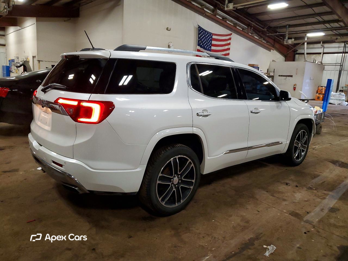 GMC Acadia 2018