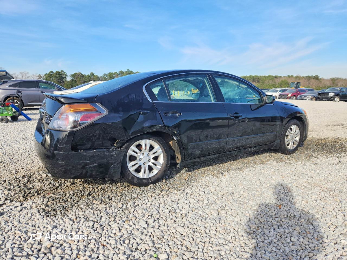 Nissan Altima 2012