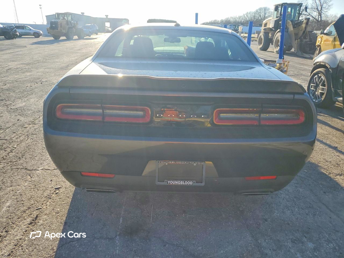 Dodge Challenger 2020