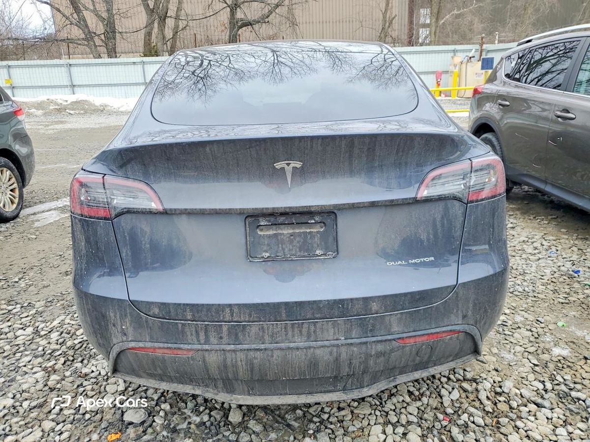 Tesla Model Y 2020