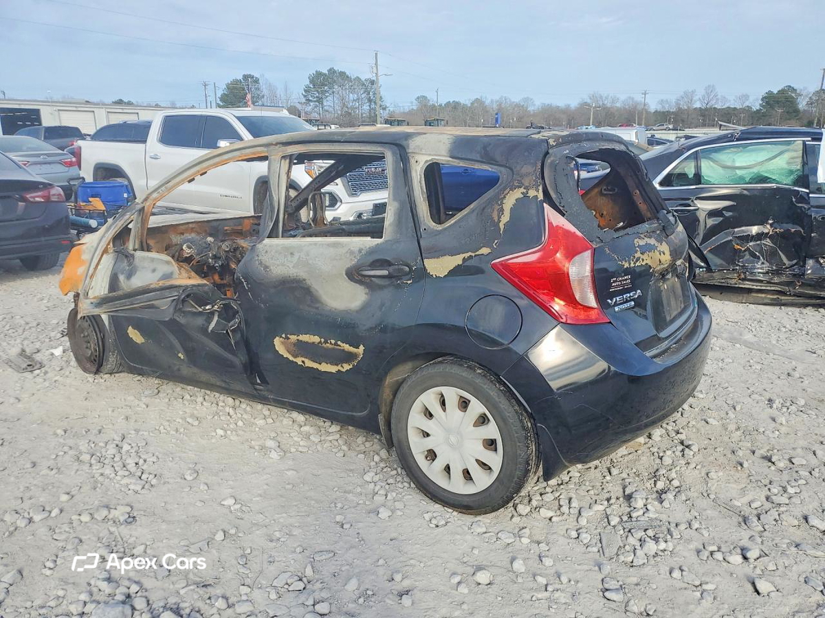 Nissan Versa 2015