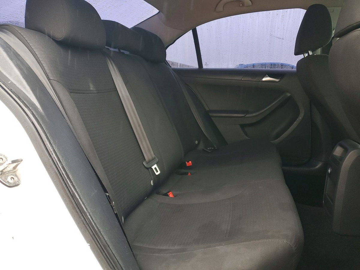 Volkswagen Jetta 2015