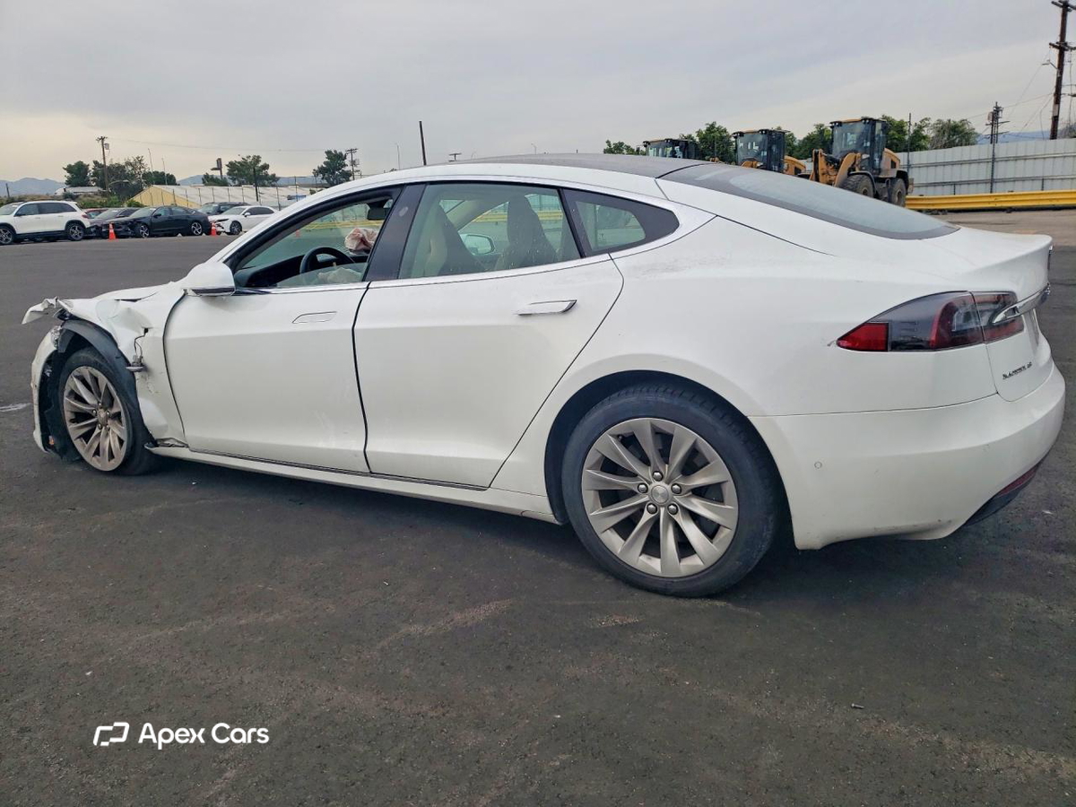 Tesla Model S 2018