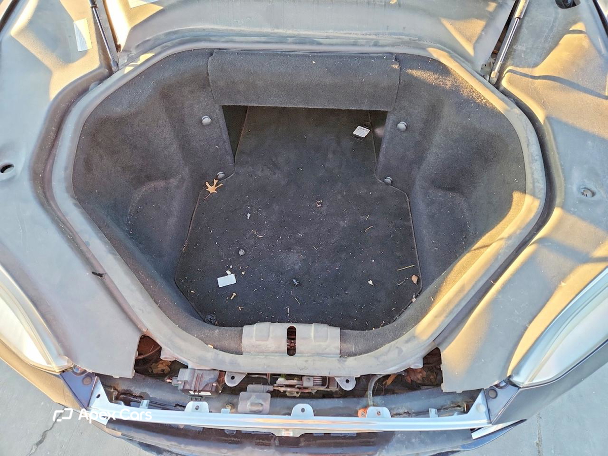 Tesla Model S 2013