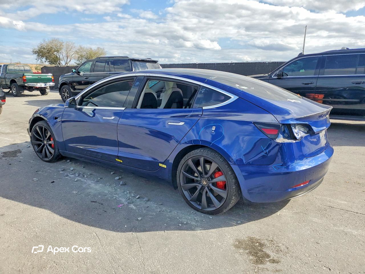 Tesla Model 3 2020