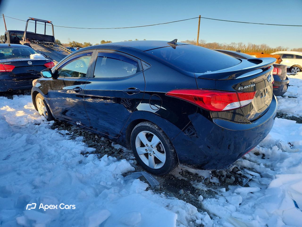 Hyundai Elantra 2011