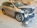 Toyota Highlander 2016