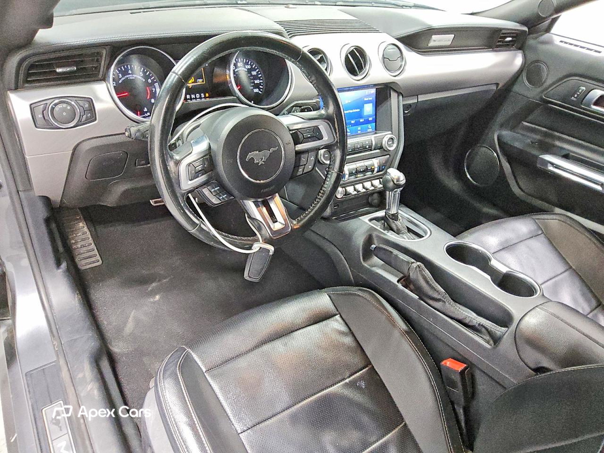 Ford Mustang 2021