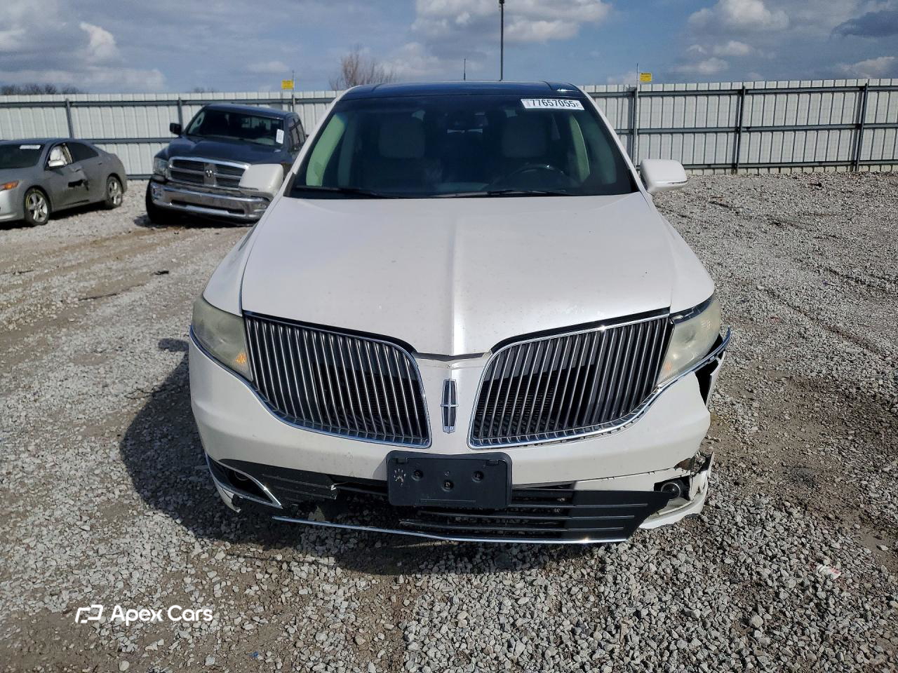Lincoln MKT 2013