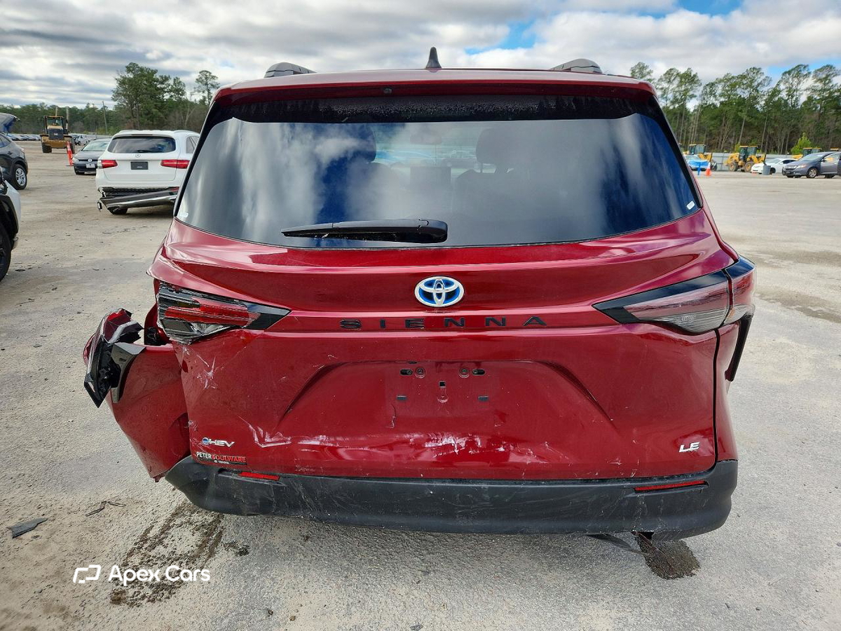 Toyota Sienna 2025