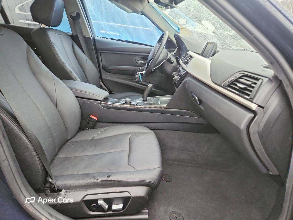 BMW Series 3 2017
