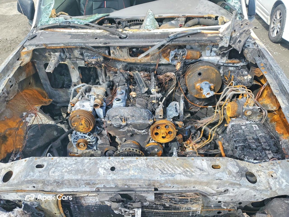 Mazda  2001