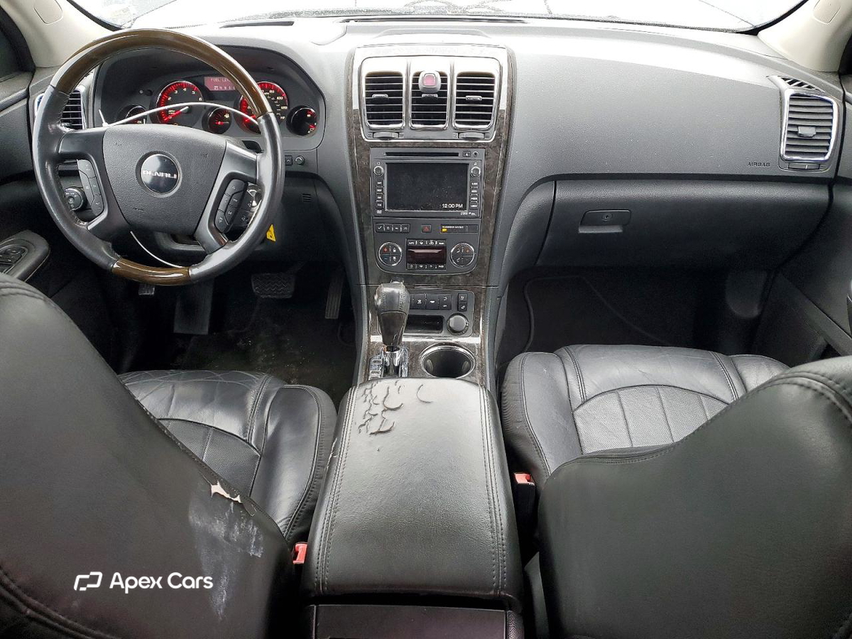 GMC Acadia 2011