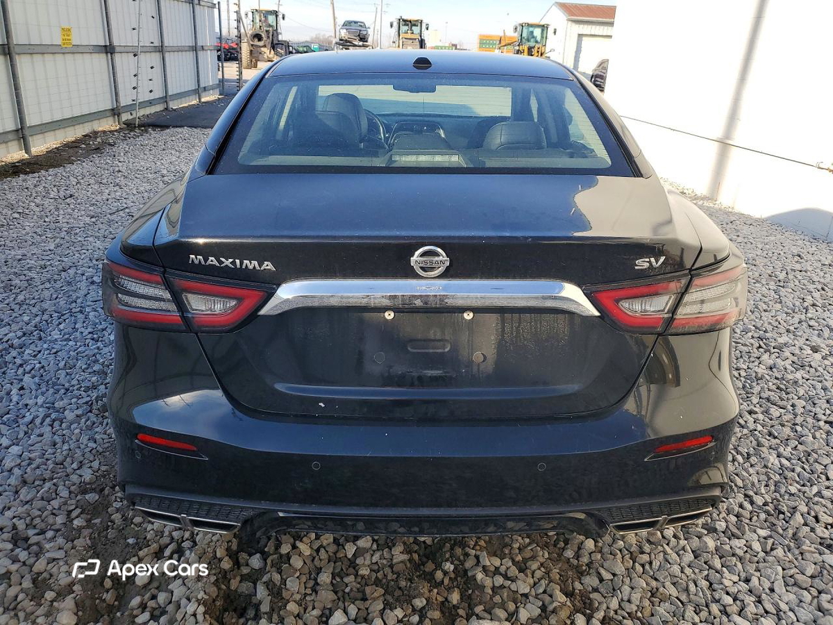 Nissan Maxima 2021
