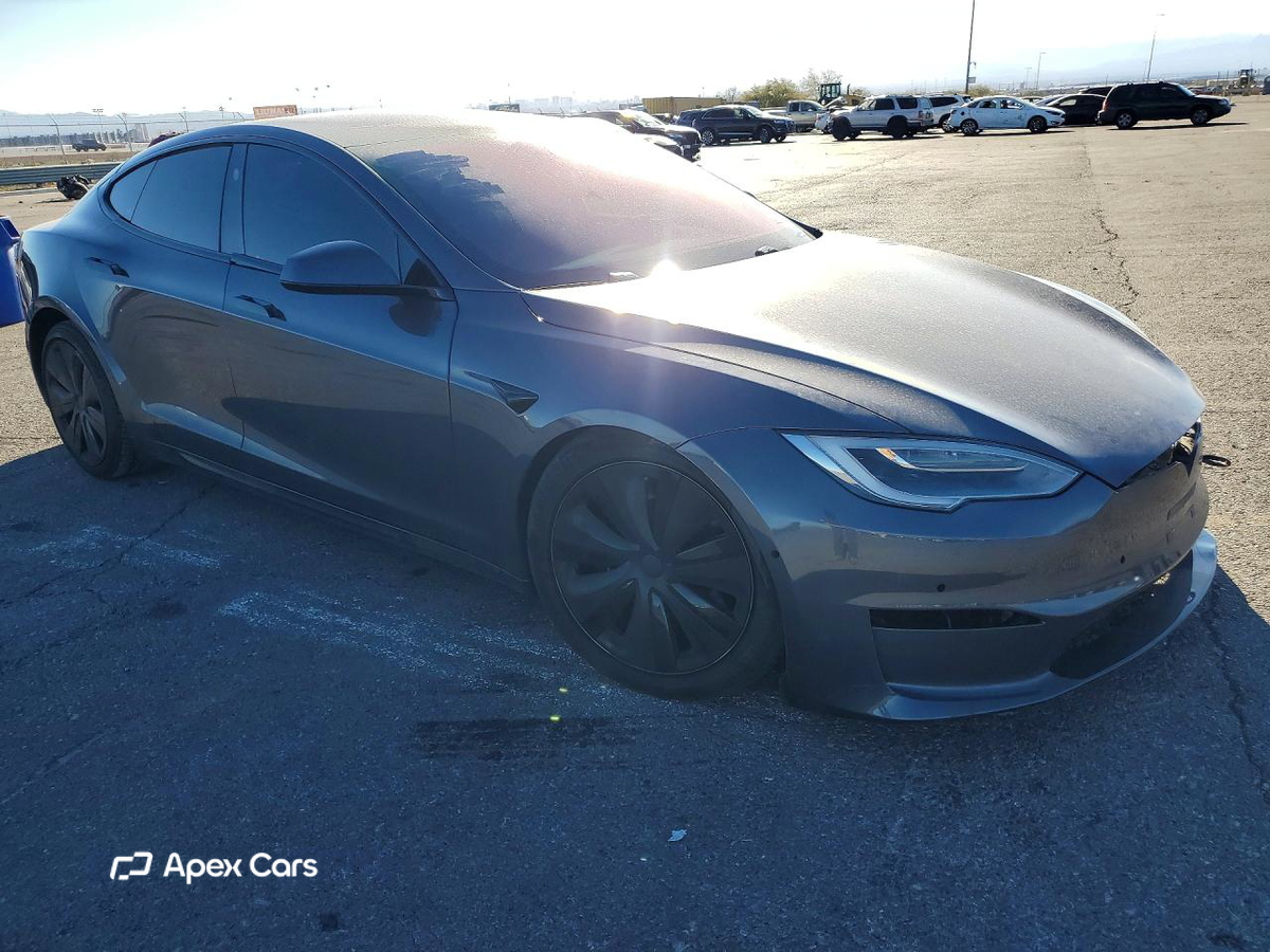 Tesla Model S 2021