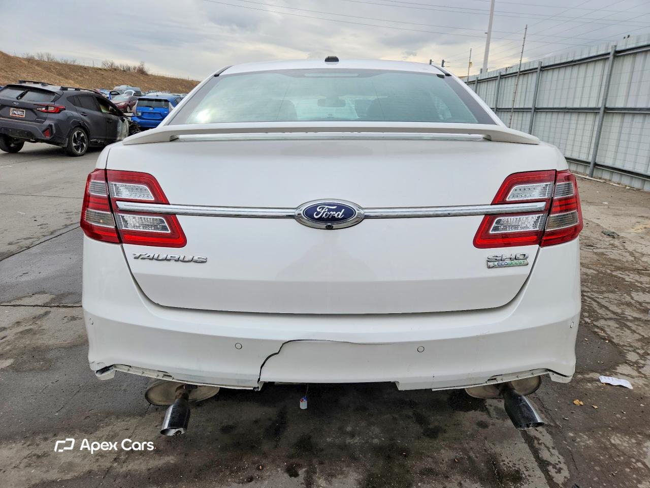 Ford Taurus 2013