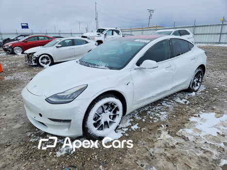Tesla Model 3 2017 - Image 1 of 12