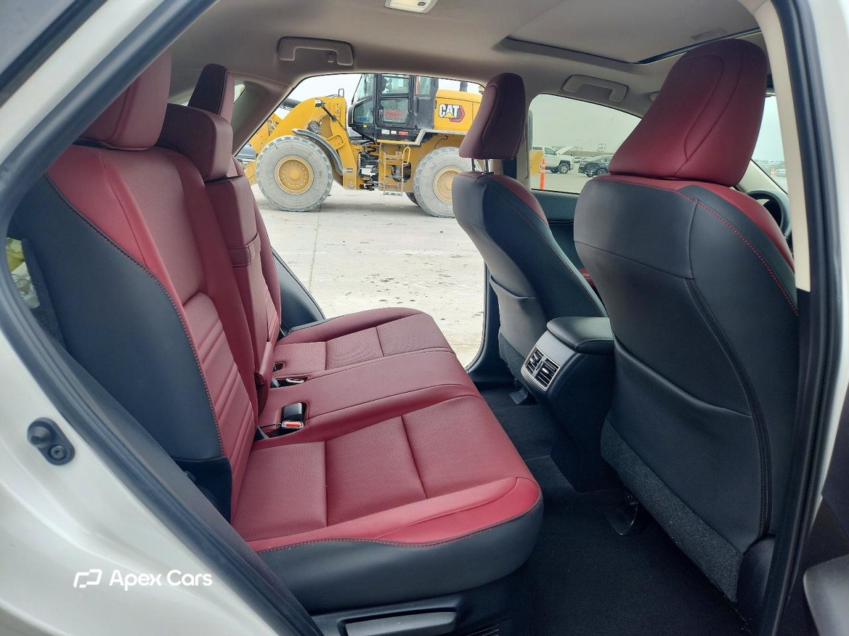 Lexus NX 2020