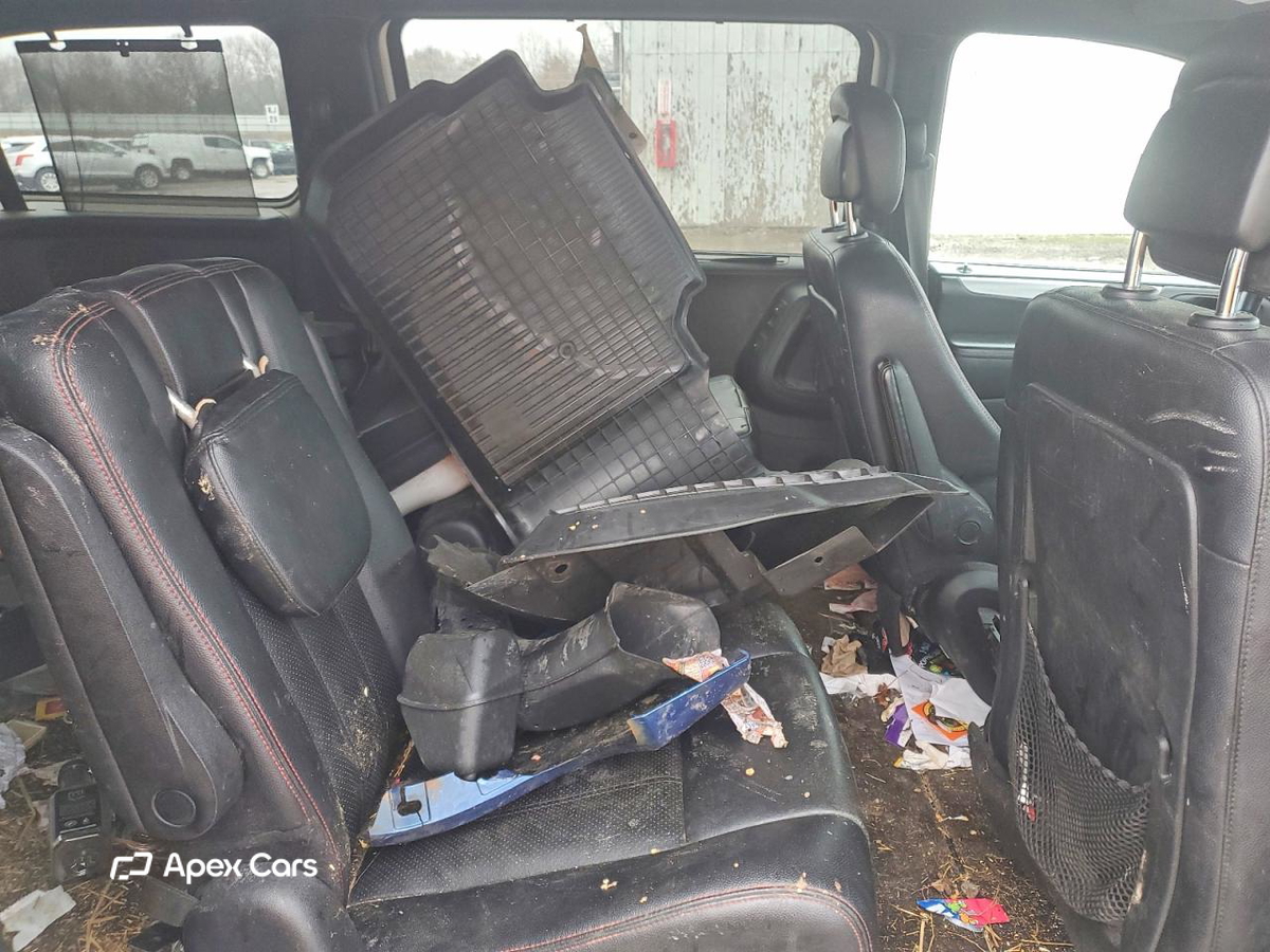 Dodge Caravan 2014