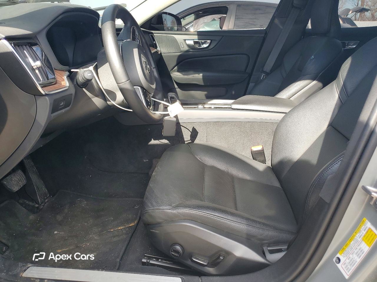 Volvo S60 2024