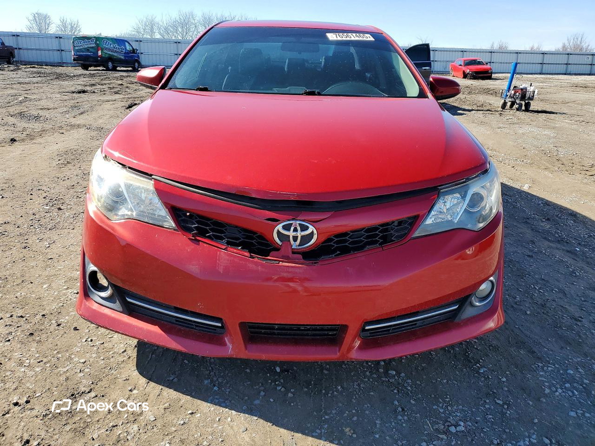 Toyota Camry 2012