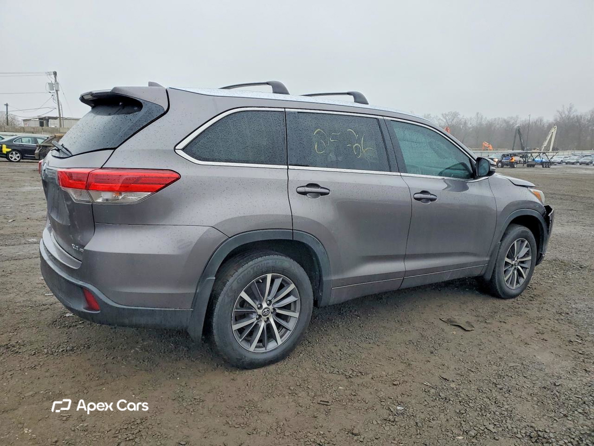 Toyota Highlander 2018